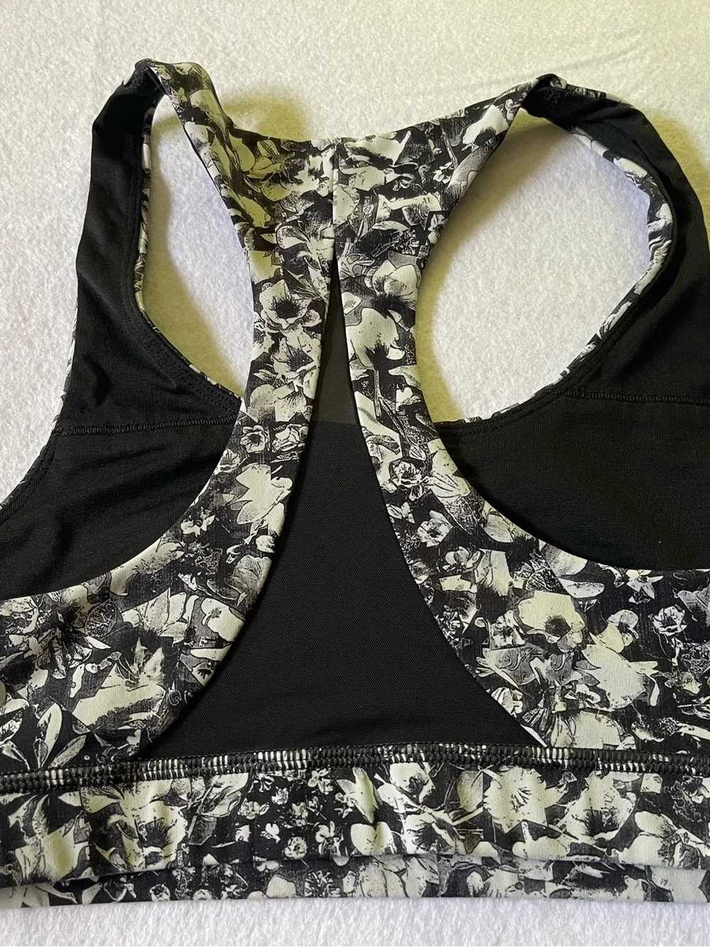 Lululemon athletica Black & White Floral Racerback Sports Bra